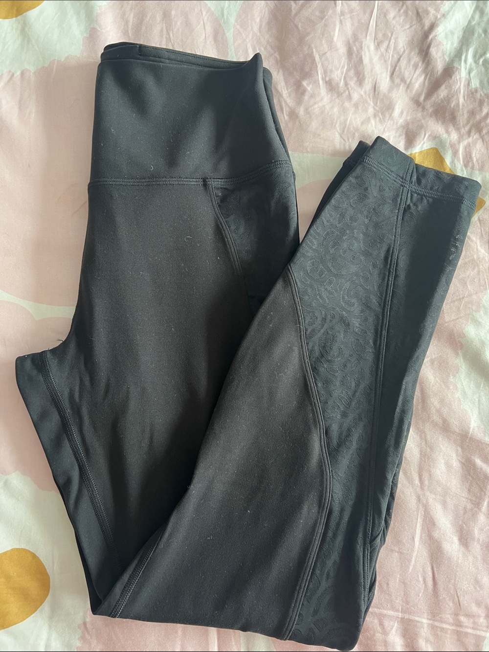 Lululemon Align 25” with lace insets